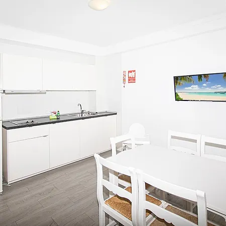 Falco Aparthotel
